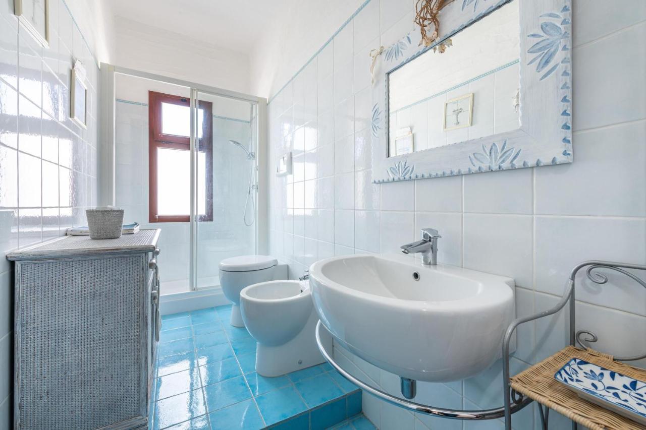 Porto Columbu - Perd'E Sali Casa Nicoleupヴィラ エクステリア 写真